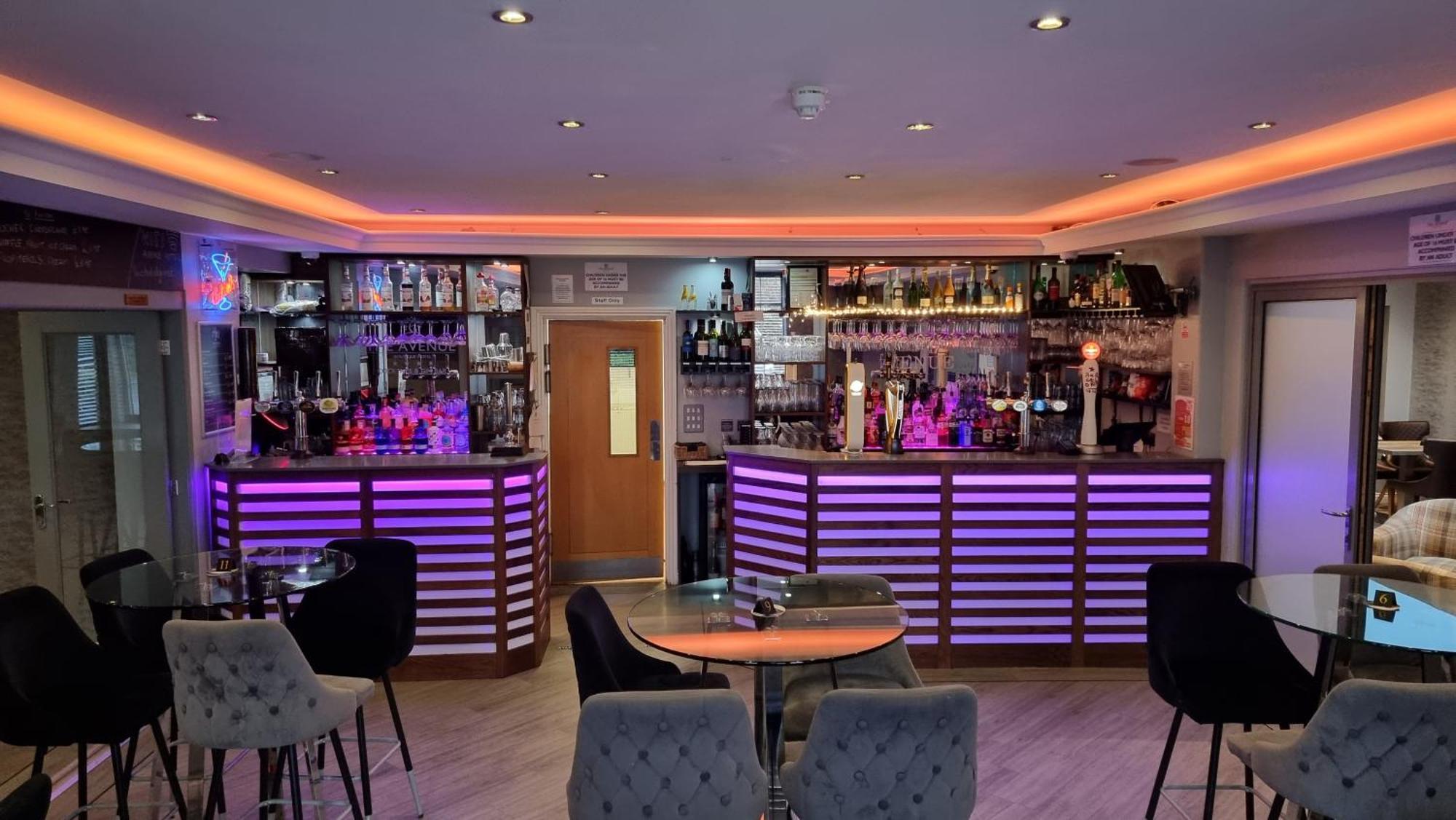 קלית'רו The Avenue Hotel Ltd מראה חיצוני תמונה