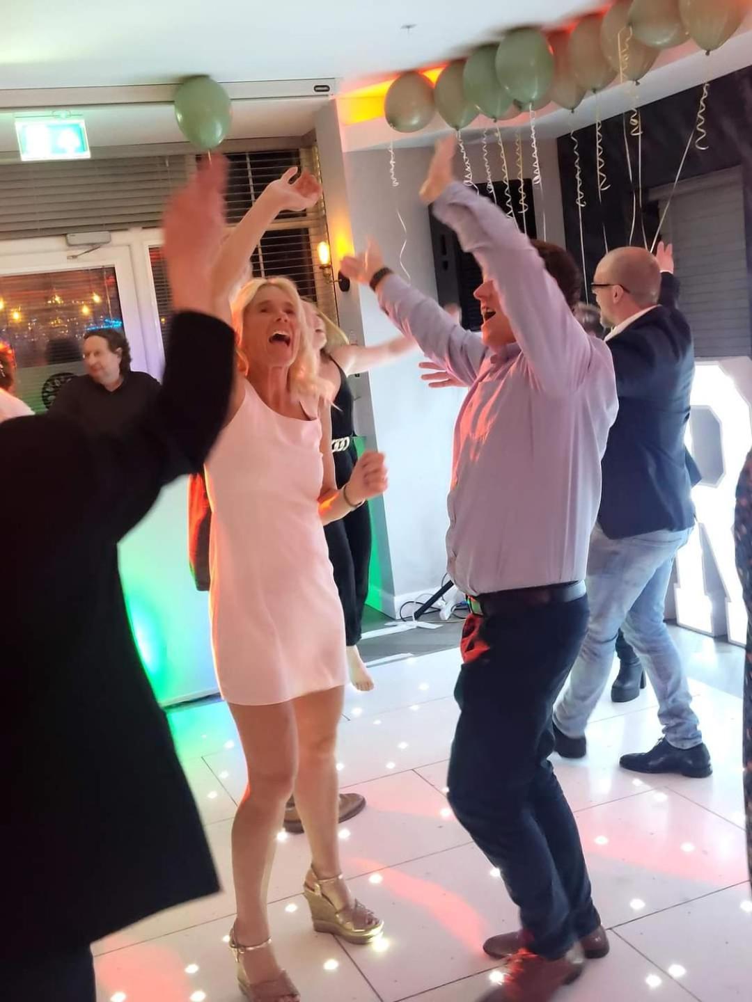קלית'רו The Avenue Hotel Ltd מראה חיצוני תמונה