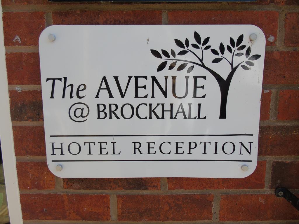 קלית'רו The Avenue Hotel Ltd מראה חיצוני תמונה